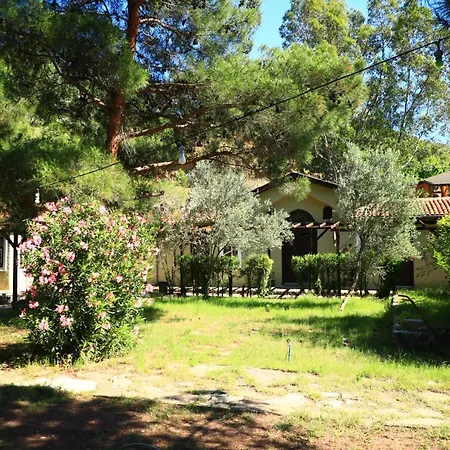 Eski Yeni Otel