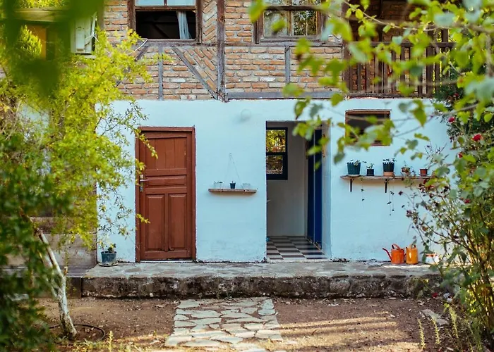 Hotel Eski Yeni *