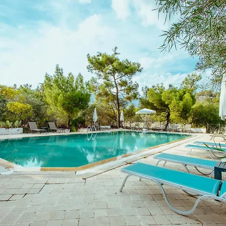 Eski Yeni Hotel *